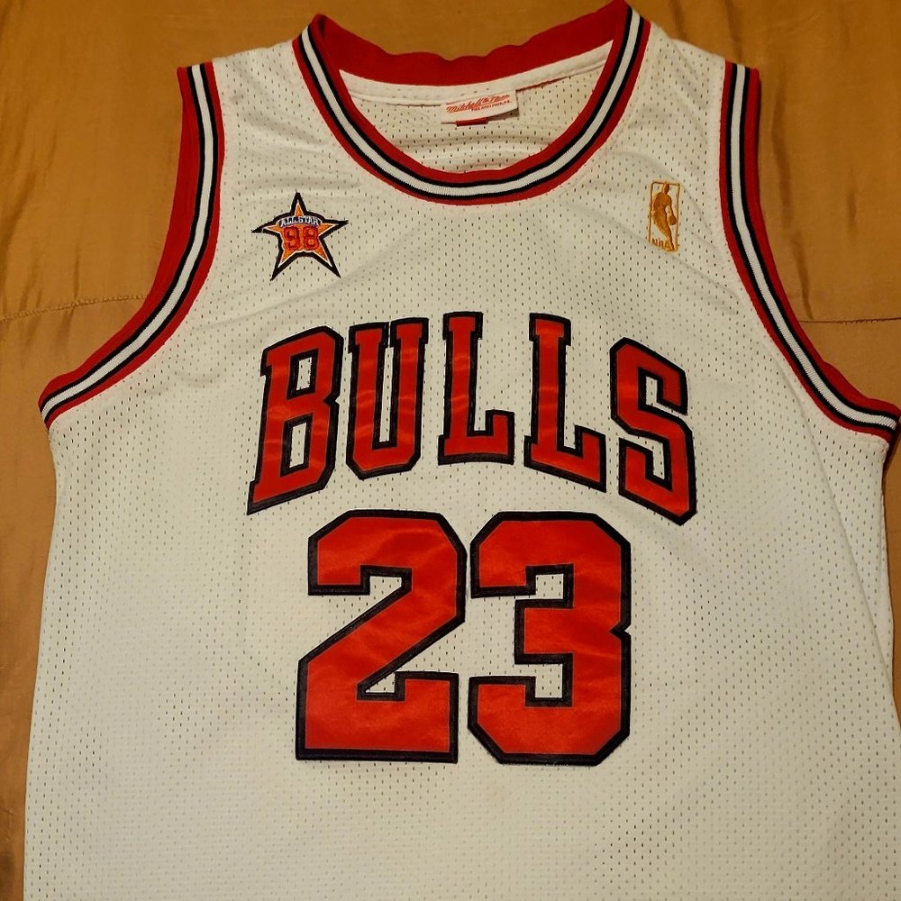 The Authentic Gold Edition Michael Jordan 97/98 Mitchell Ness All Star Jersey